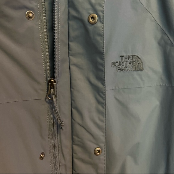 North Face Rain Jacket - Picture 5 of 9
